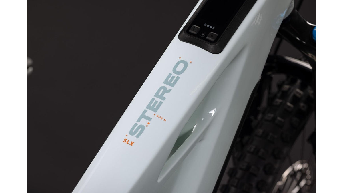 {B629F7D9-3A48-4BCC-BF58-C9C8013E77D8}