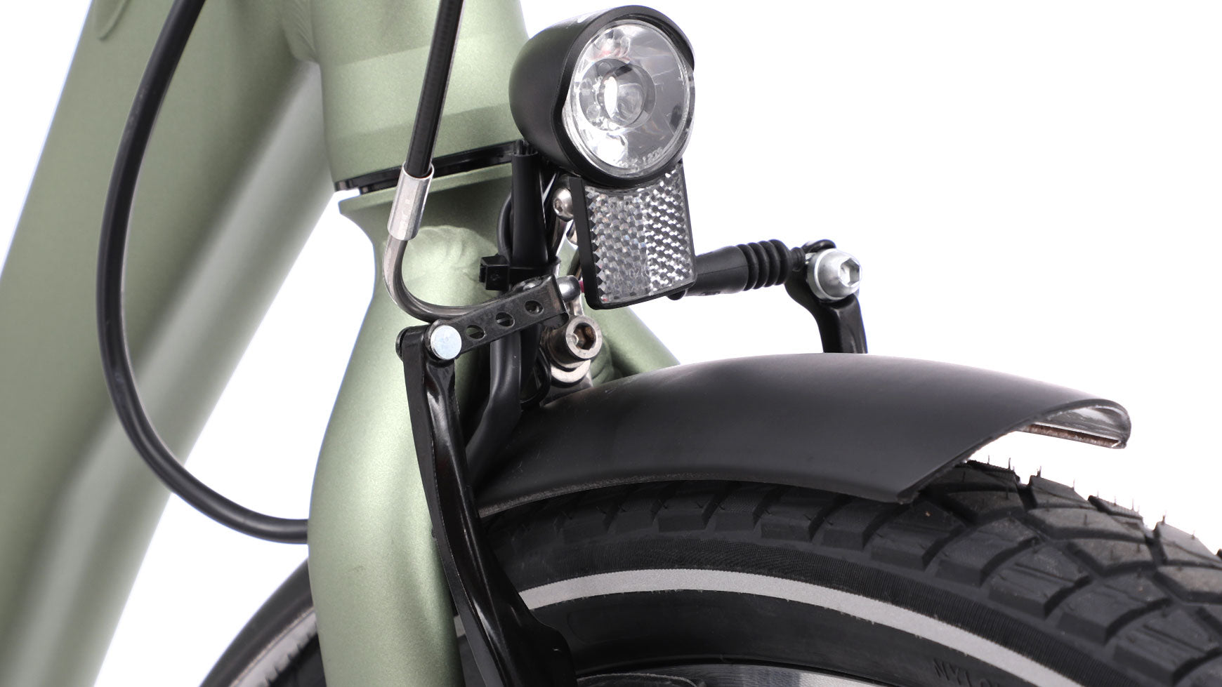 {24694567-6BE2-4F72-98AA-7A69B5BA54BC}